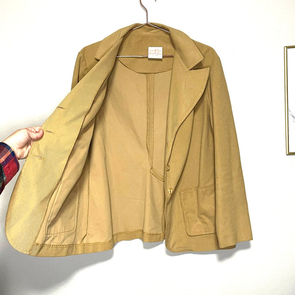 Vintage Lady Tulip Light Tan Front Button Womens Blazer size 38 - Picture 10 of 10